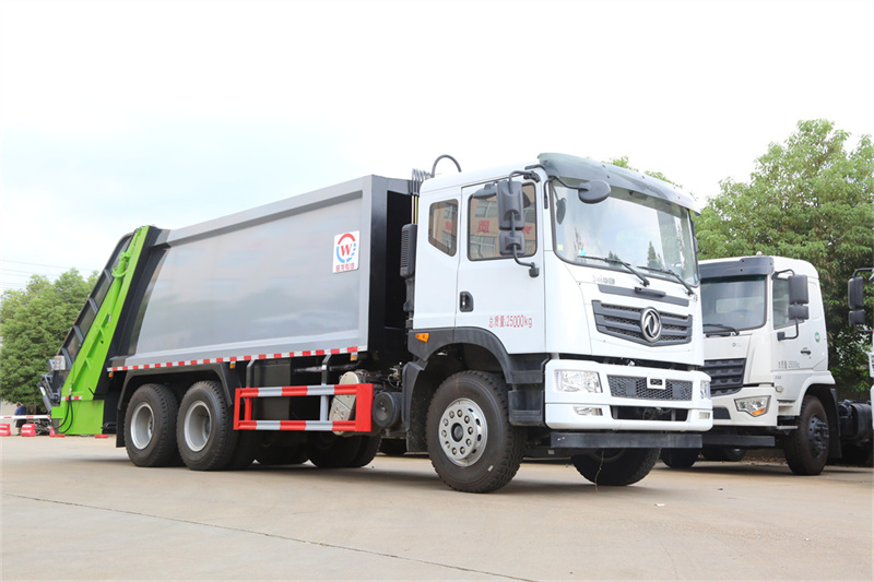 旺龍T5后八輪壓縮式垃圾車，?端高?大?上氣?檔次